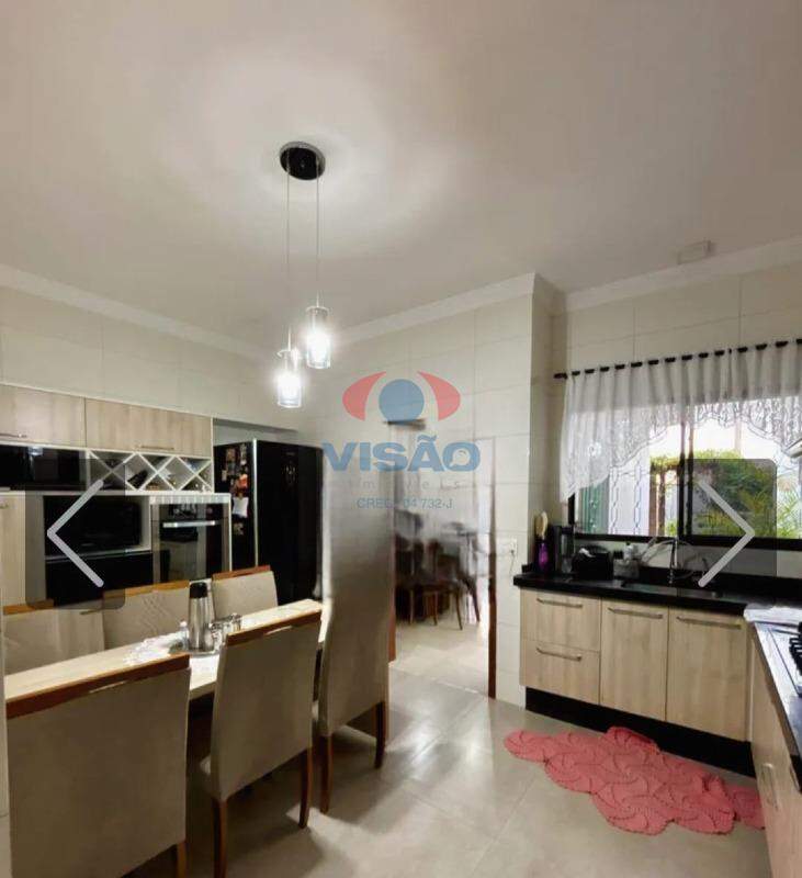Casa à venda no Jardim Esplanada II: