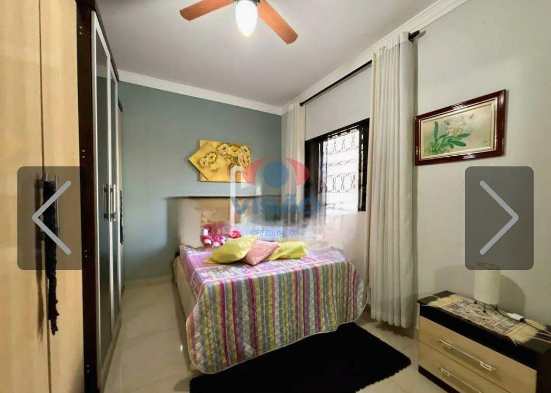 Casa à venda no Jardim Esplanada II:
