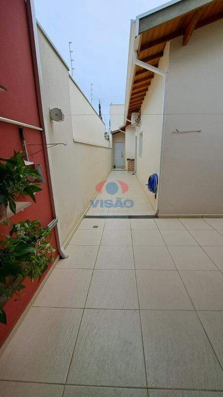 Casa à venda no Jardim Esplanada II: 
