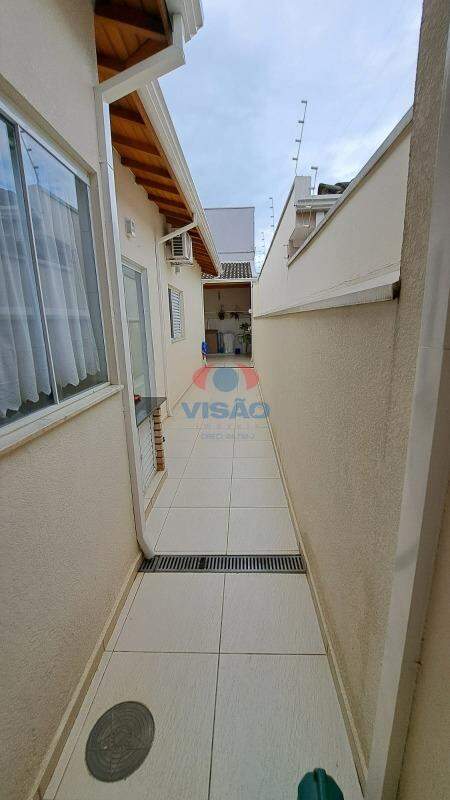 Casa à venda no Jardim Esplanada II: 