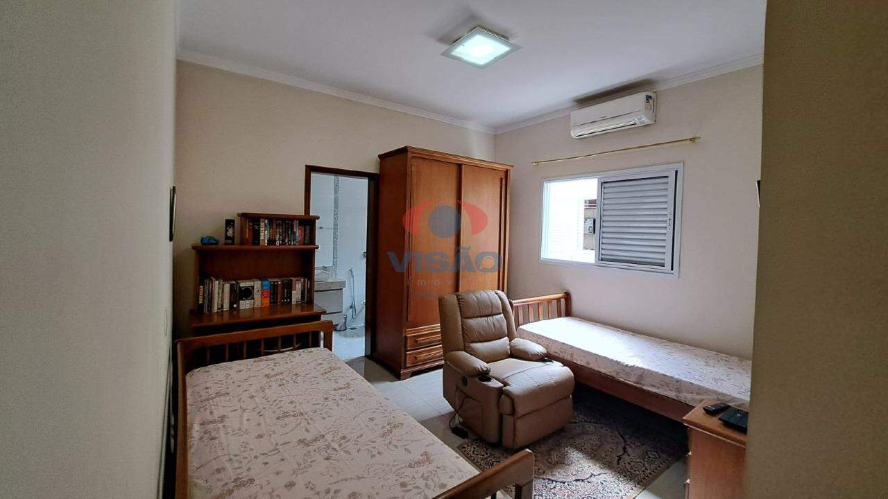 Casa à venda no Jardim Esplanada II: 