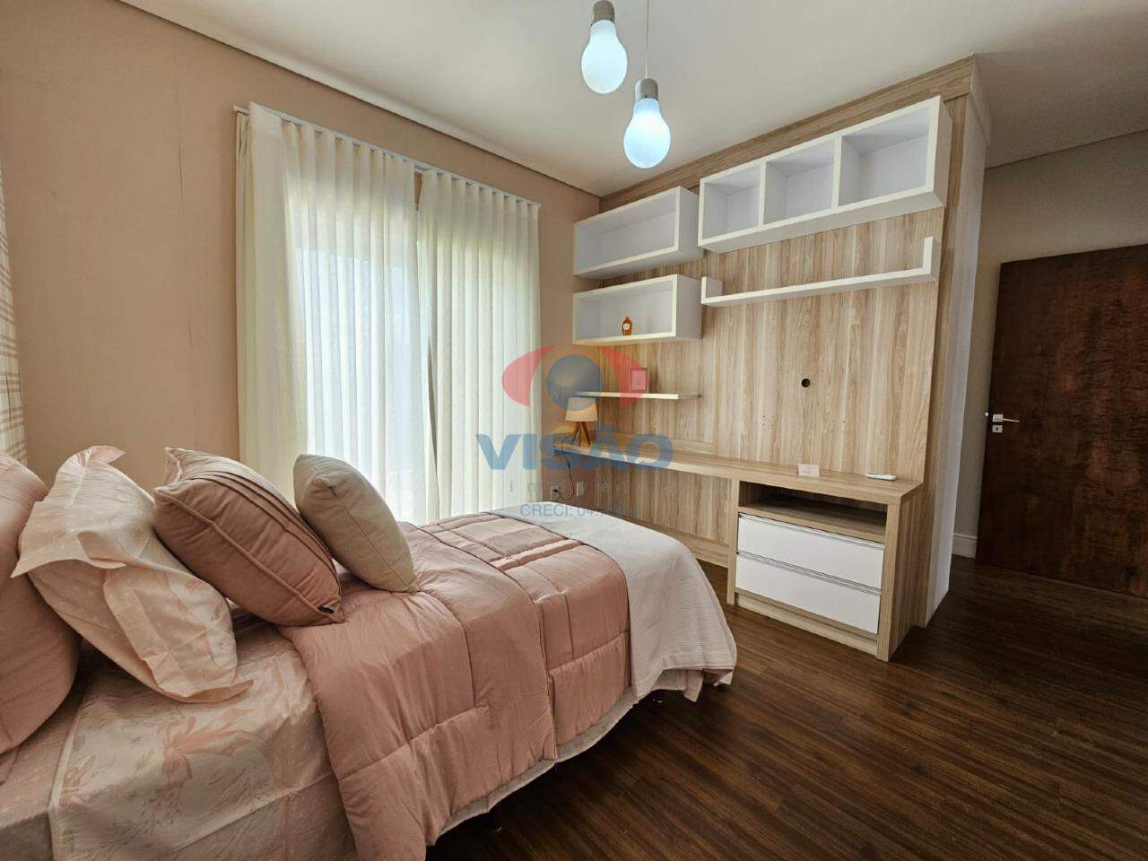 Casa em condomínio à venda no Jardim Residencial Maria Dulce: 