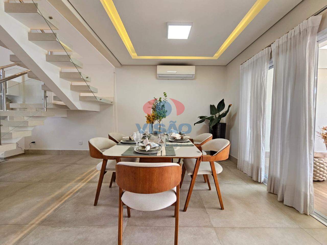 Casa em condomínio à venda no Jardim Residencial Maria Dulce: 