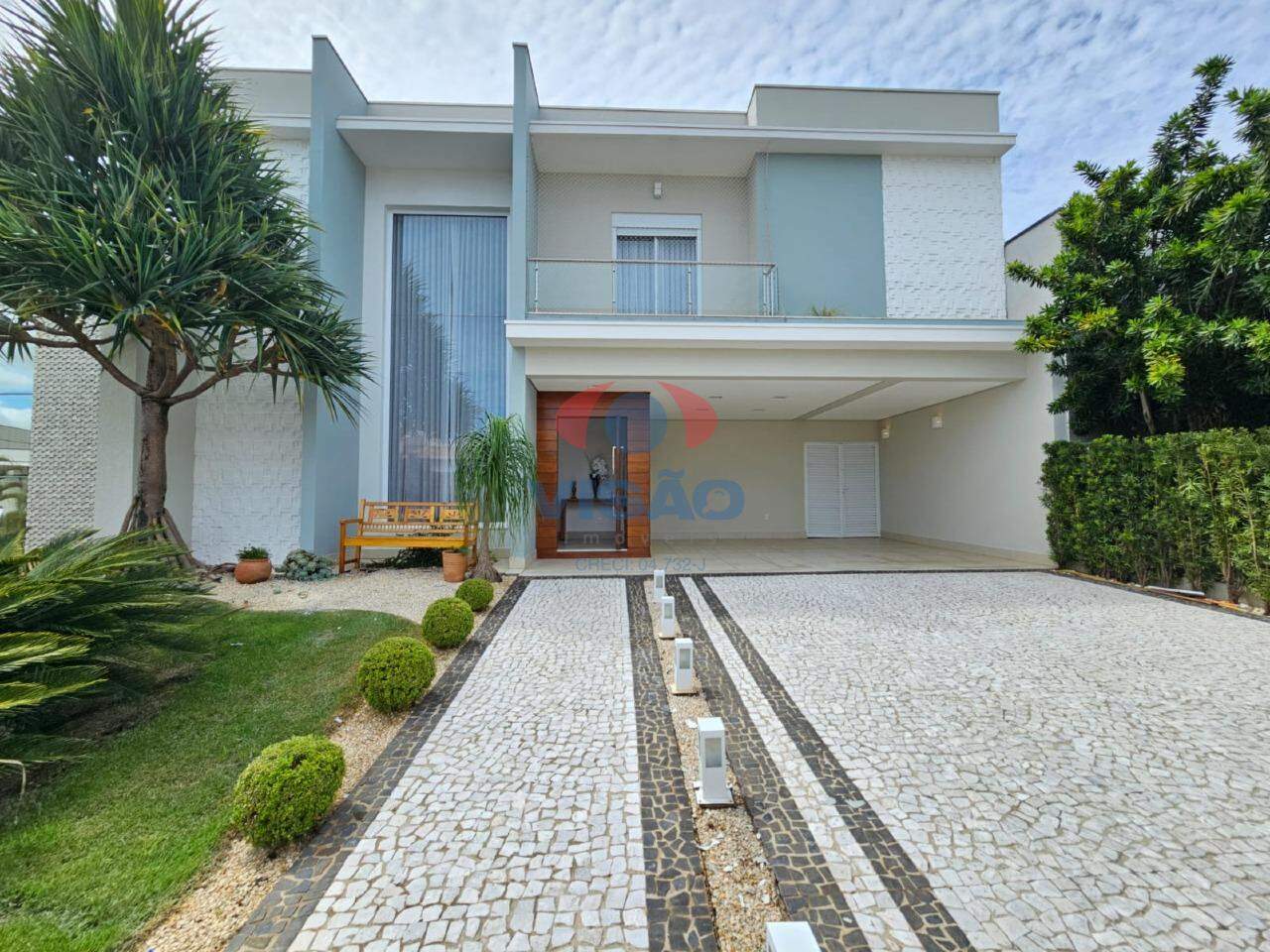 Casa em condomínio à venda no Jardim Residencial Maria Dulce: 