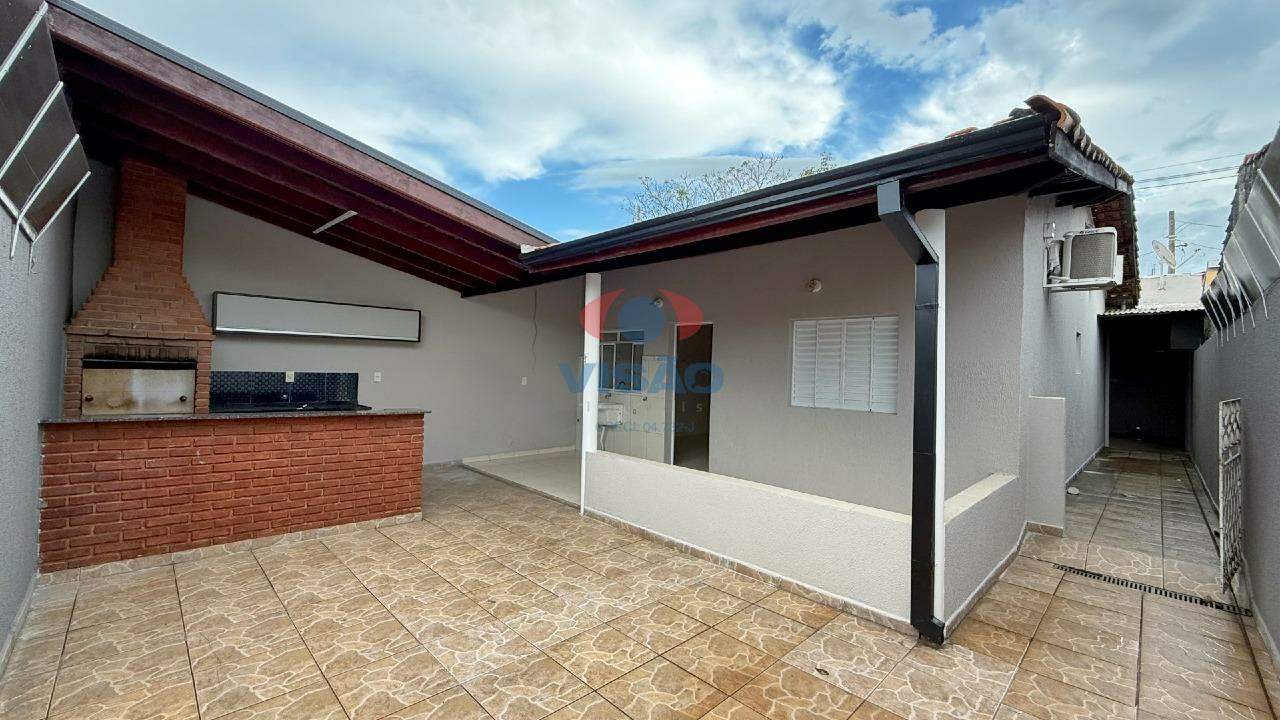 Casa para aluguel no Jardim Remulo Zoppi: