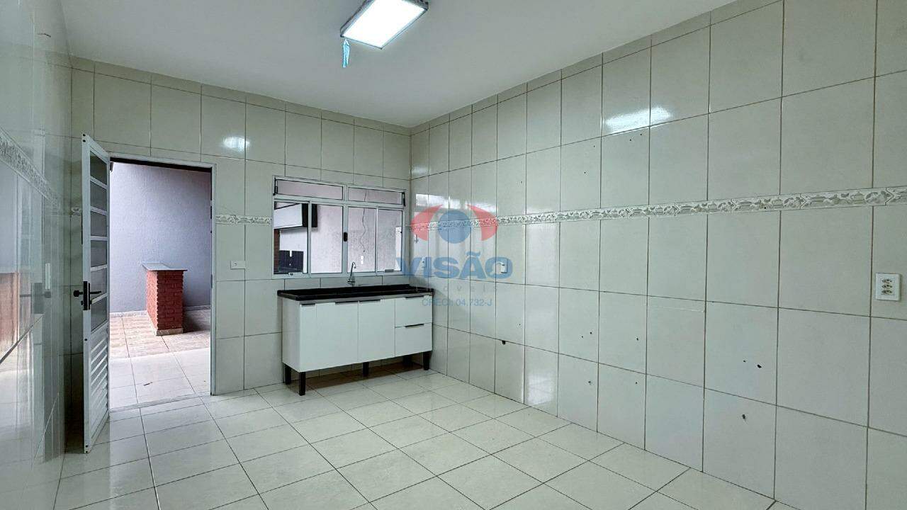 Casa para aluguel no Jardim Remulo Zoppi:
