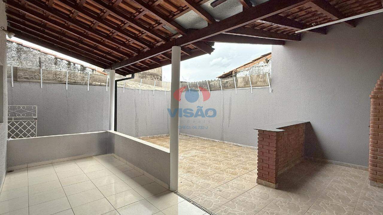 Casa para aluguel no Jardim Remulo Zoppi: