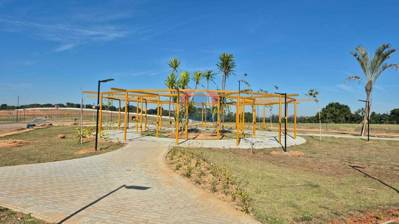 Terreno em condomínio à venda no Quinta do Lago: 