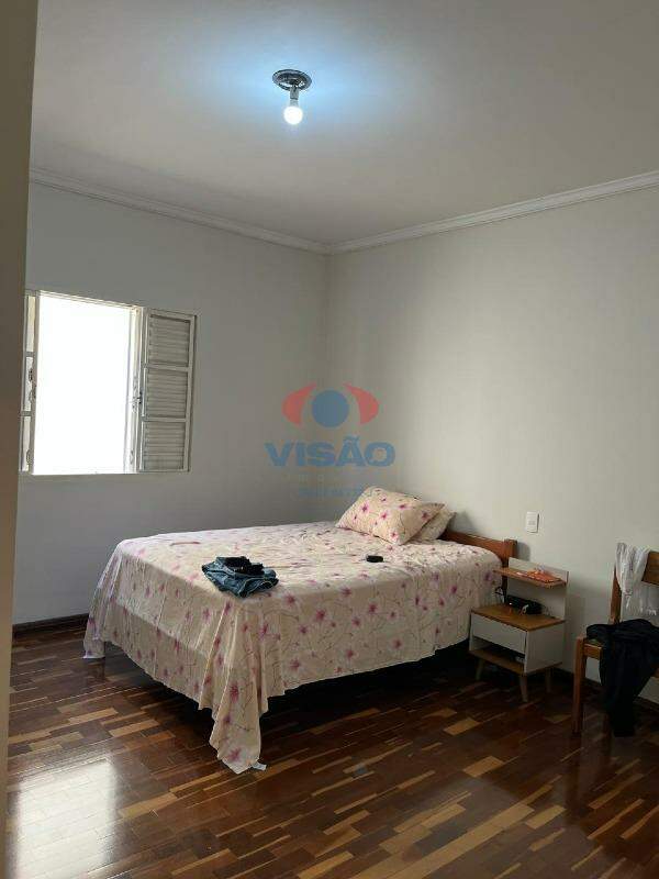 Casa à venda no Vila Vitória II: 