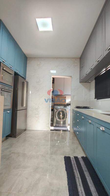 Casa em condomínio à venda no Jardins do Império: 