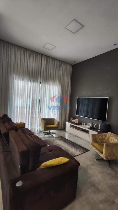 Casa em condomínio à venda no Jardins do Império: 