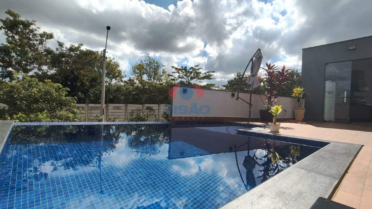 Casa em condomínio à venda no Jardins do Império: 