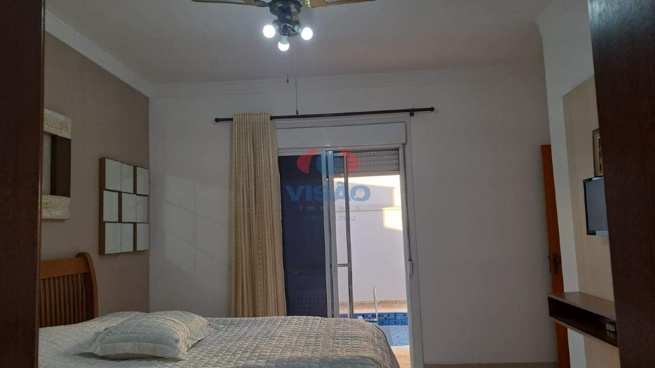 Casa em condomínio à venda no Residencial Beira da Mata: