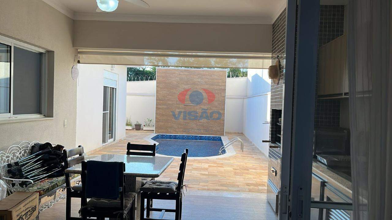 Casa em condomínio à venda no Residencial Beira da Mata: