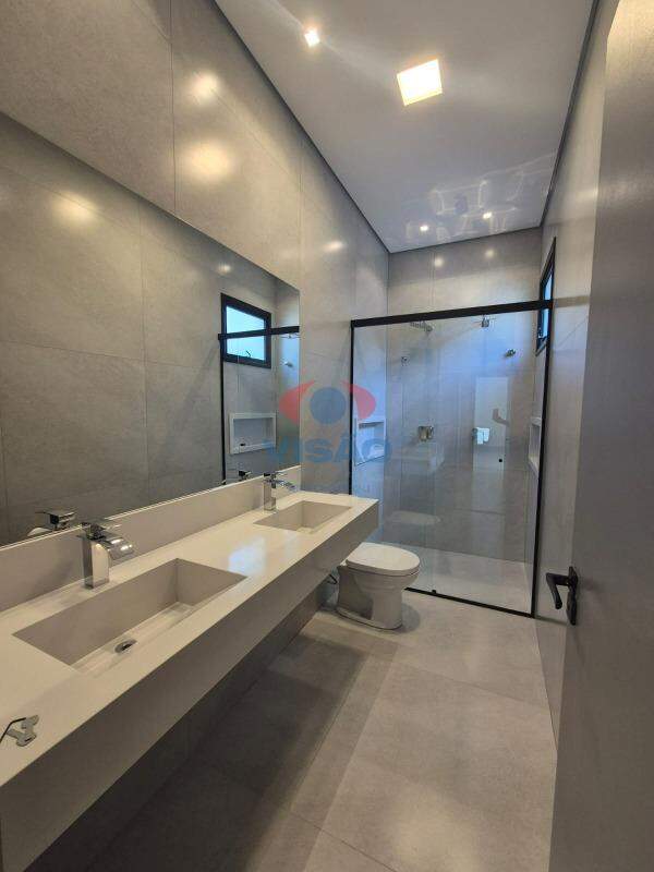 Casa em condomínio à venda no Residencial London Park: