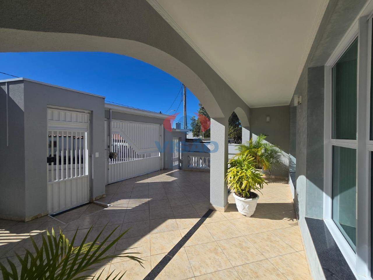 Casa à venda no Chácara Areal: