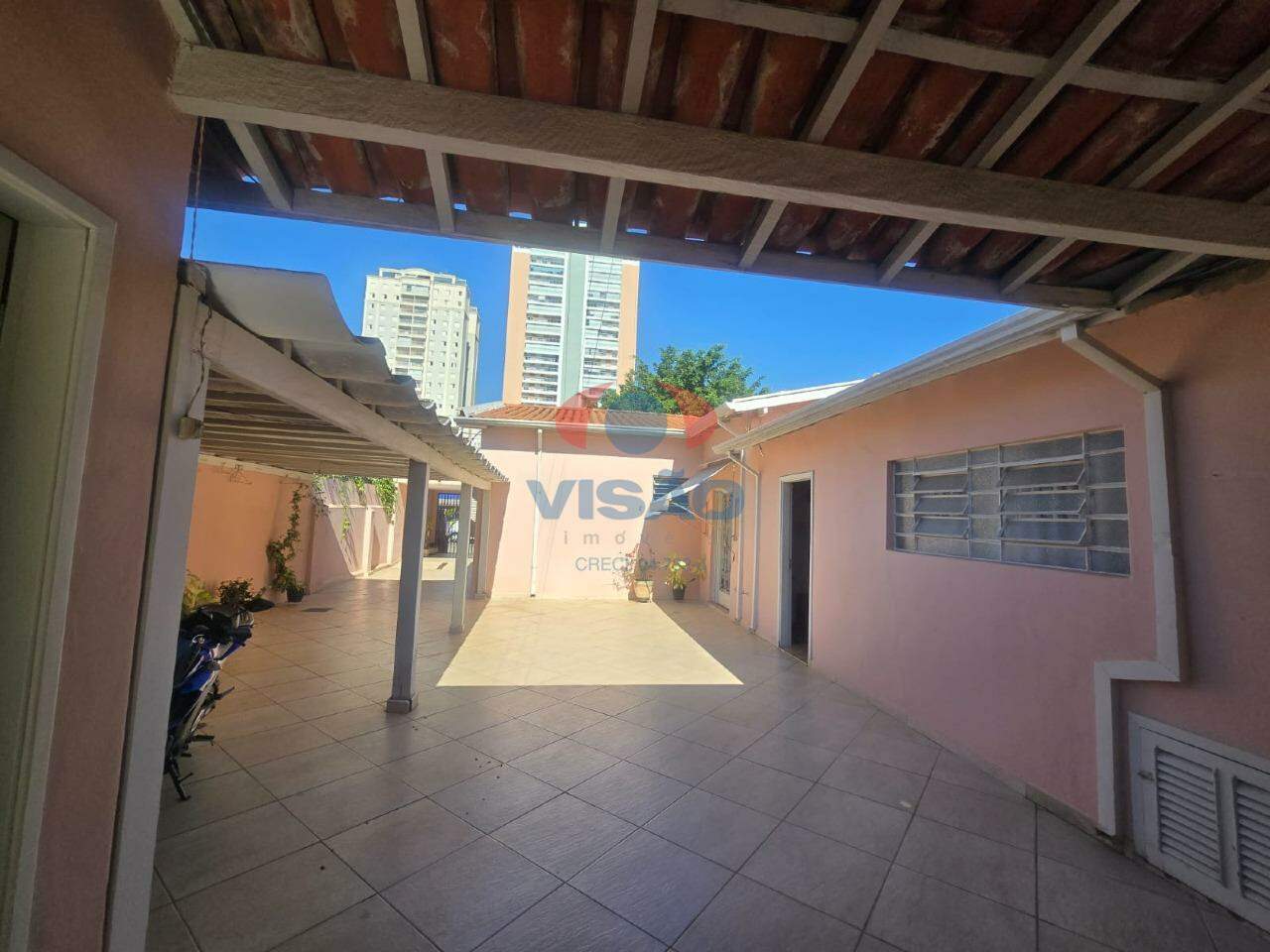Casa à venda no Centro: 