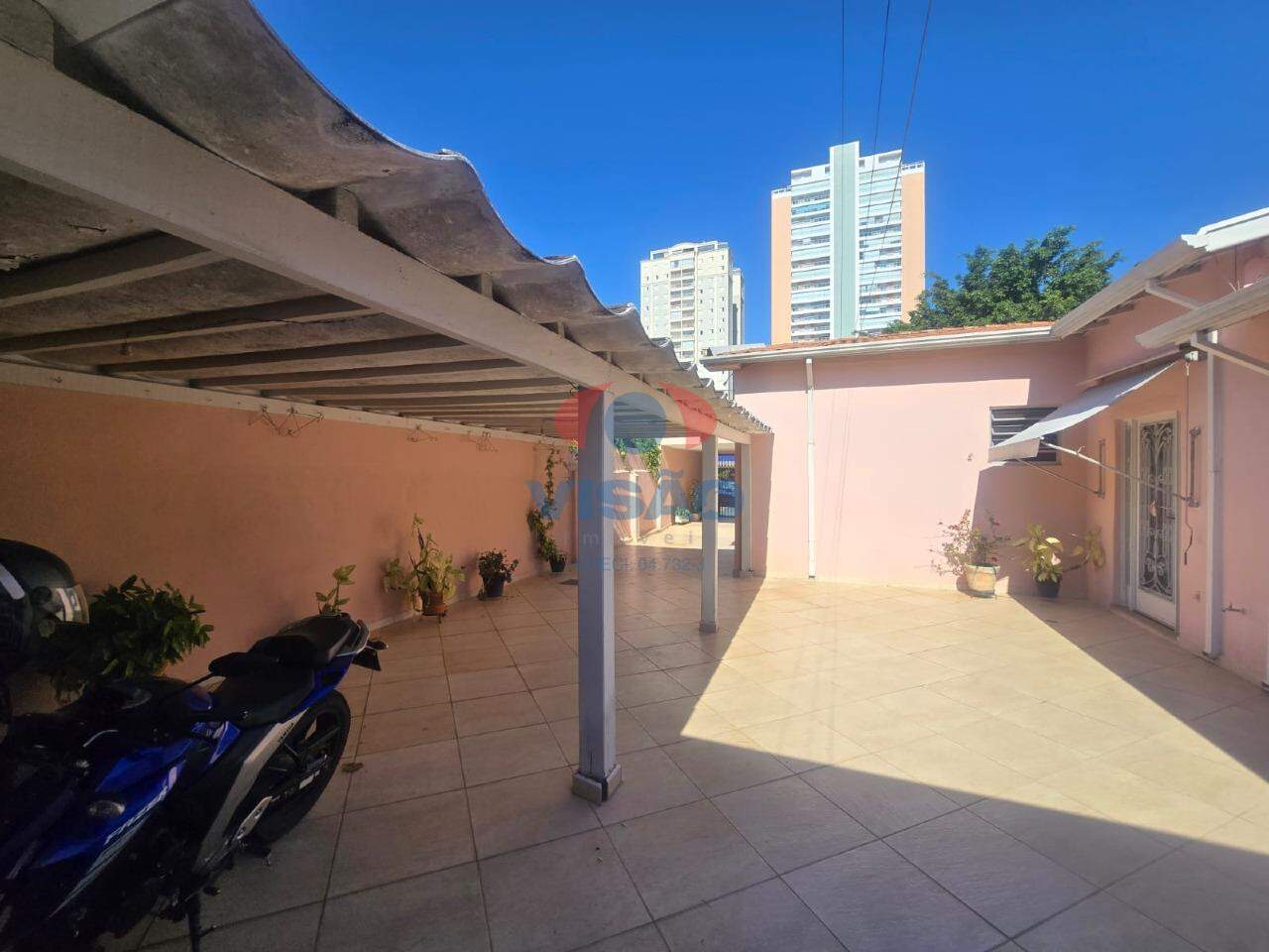Casa à venda no Centro: 