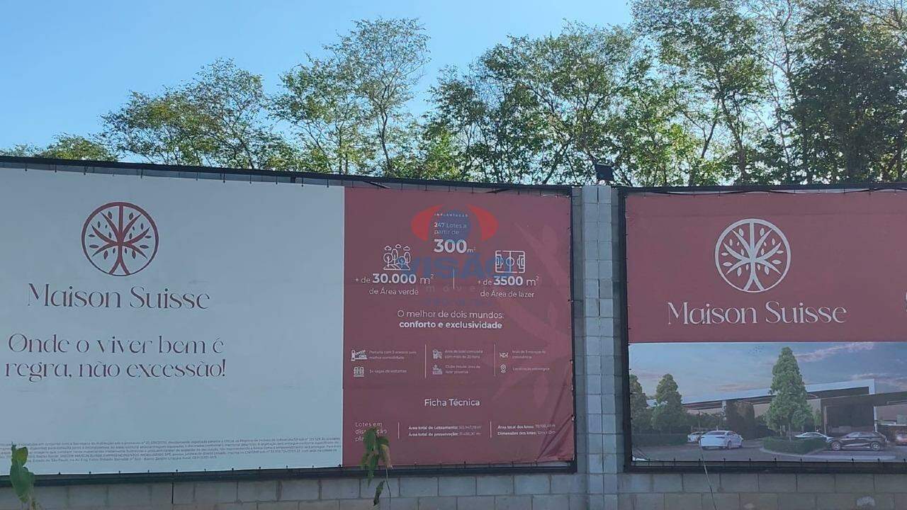 Terreno em condomínio à venda no Maison Suisse: 