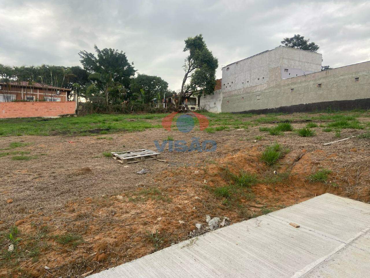 Terreno à venda no Chácara Alvorada: 