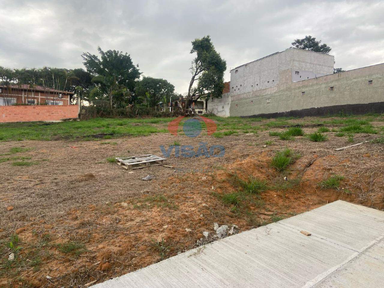 Terreno à venda no Chácara Alvorada: 