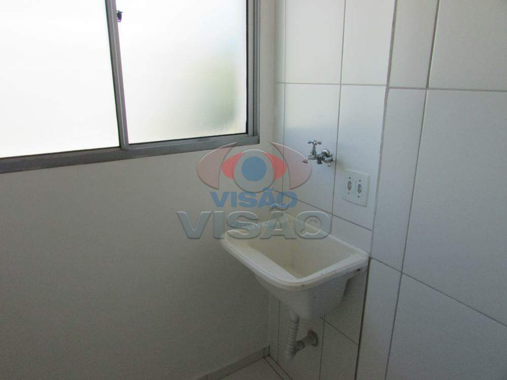 Apartamento à venda no Parque São Lourenço: Área de Serviço