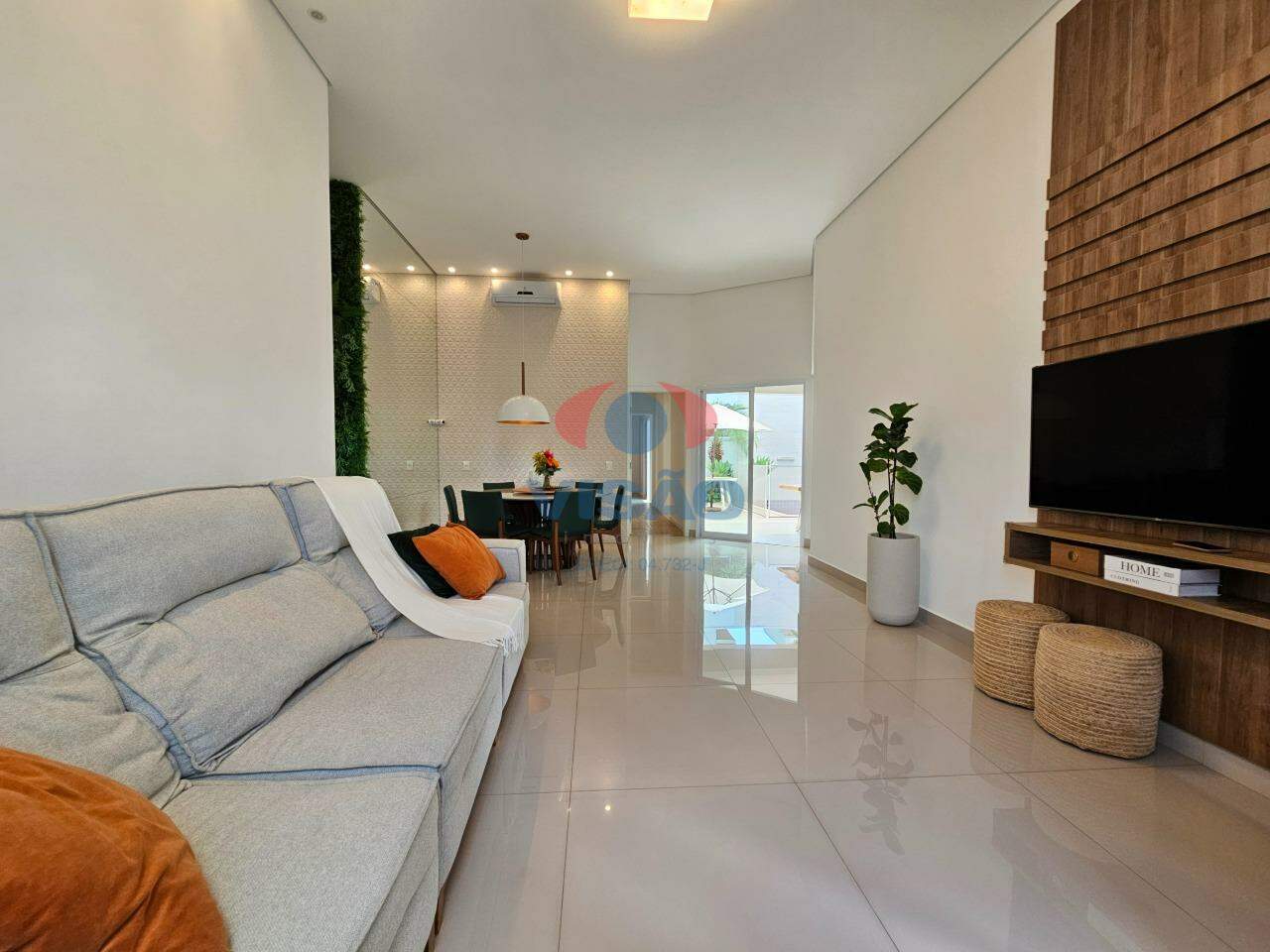 Casa em condomínio à venda no Jardim Residencial Maria Dulce: 