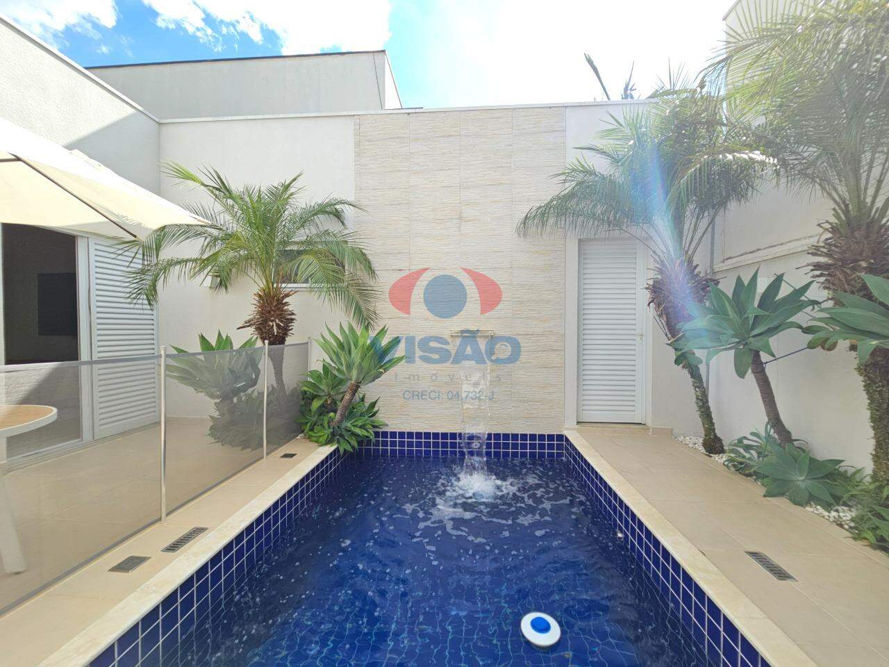 Casa em condomínio à venda no Jardim Residencial Maria Dulce: