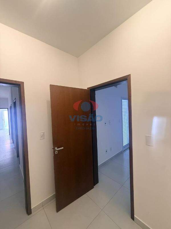 Casa à venda no Jardim Bom Sucesso: 