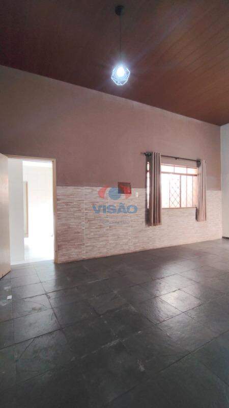 Casa à venda no Centro: 