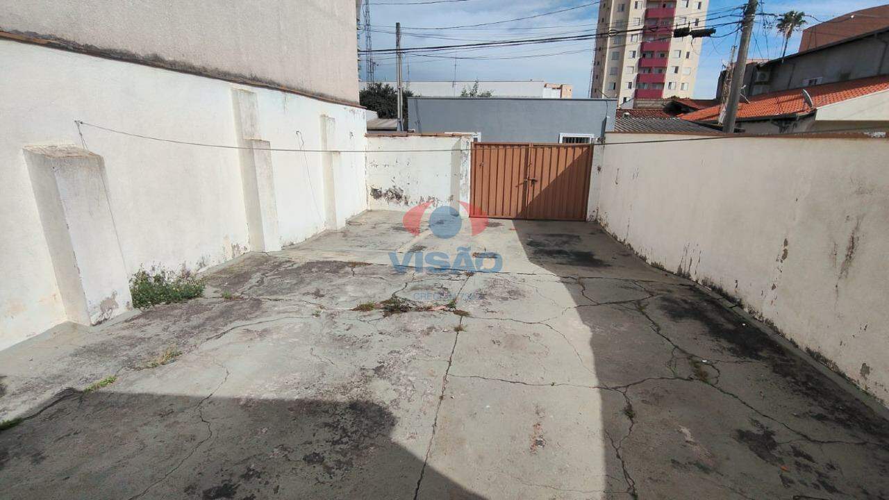 Casa à venda no Centro: 