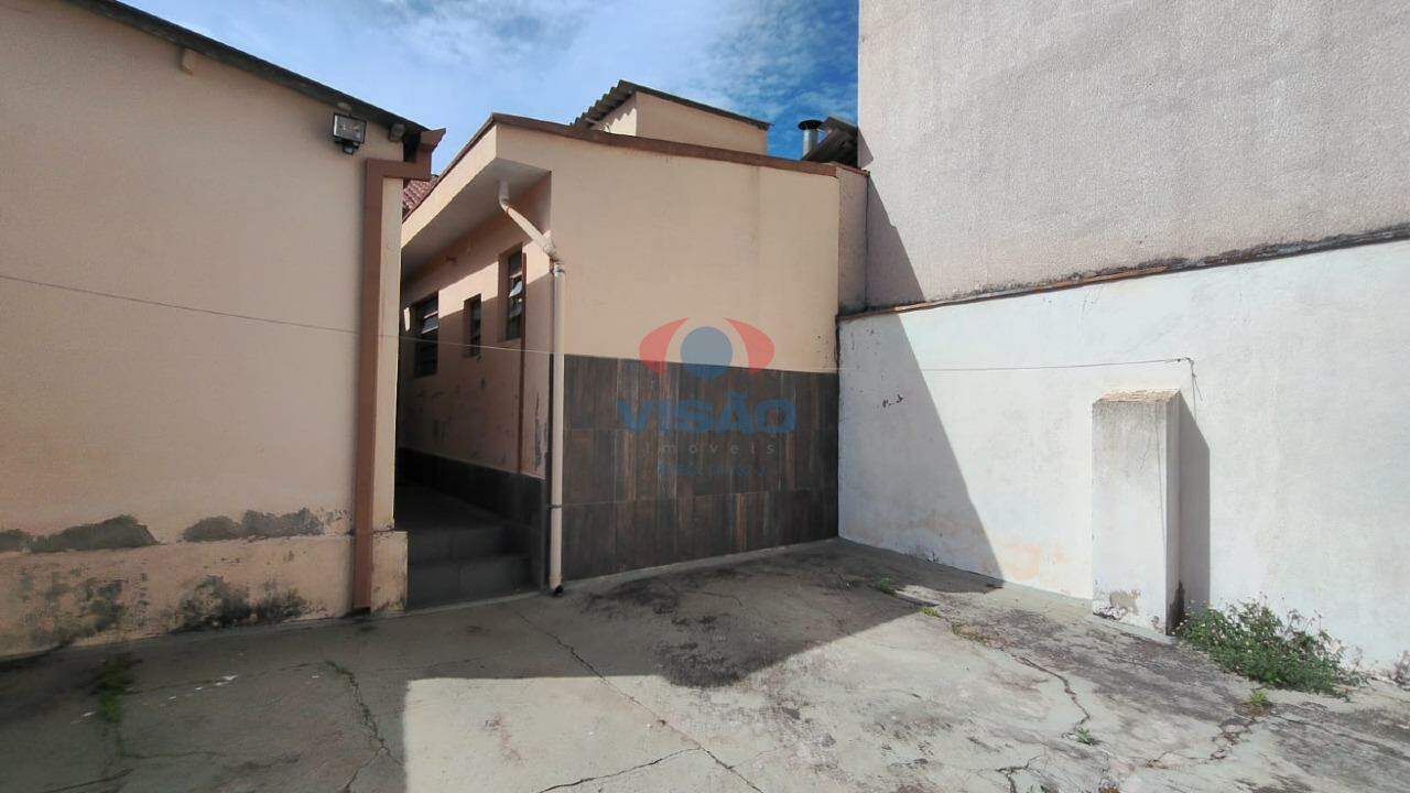 Casa à venda no Centro: 