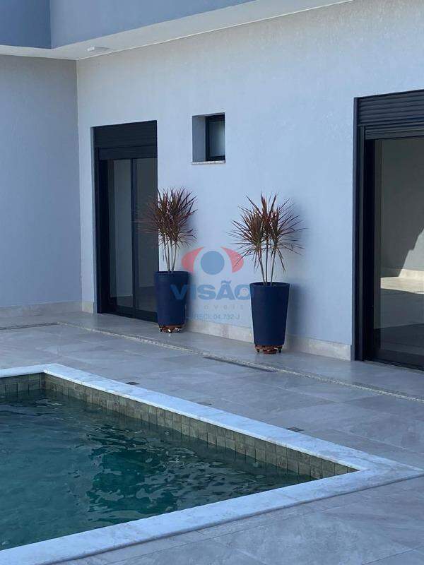 Casa em condomínio à venda no Jardim Esplanada: