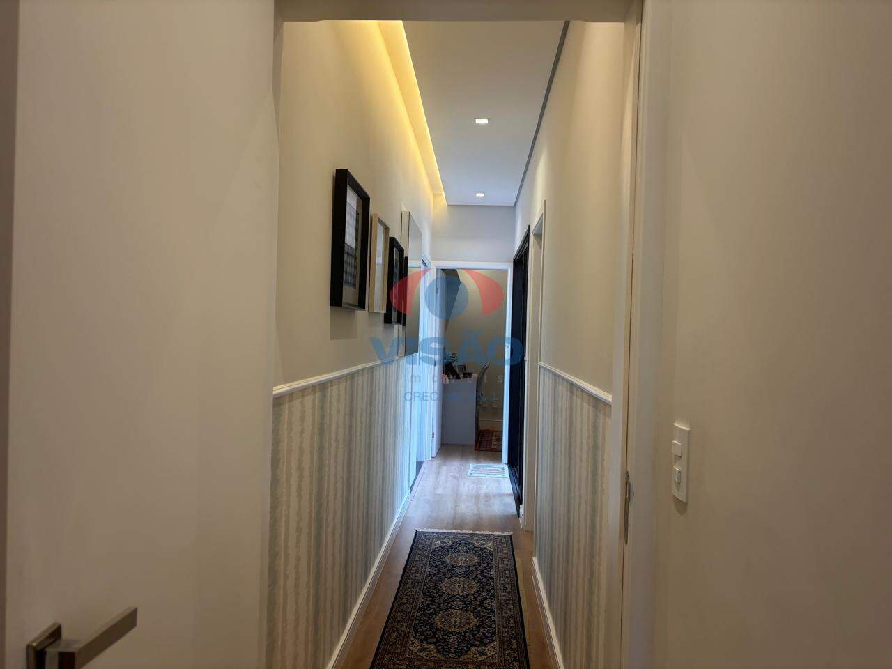 Casa em condomínio à venda no Jardim Villa Sapezal: