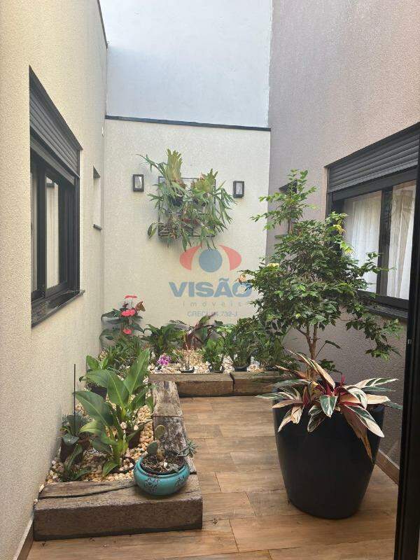 Casa em condomínio à venda no Jardim Villa Sapezal: