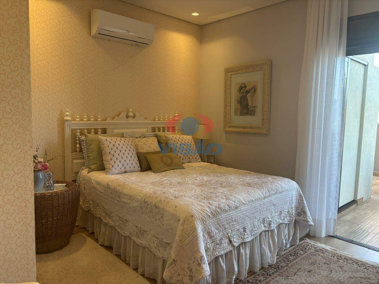 Casa em condomínio à venda no Jardim Villa Sapezal: