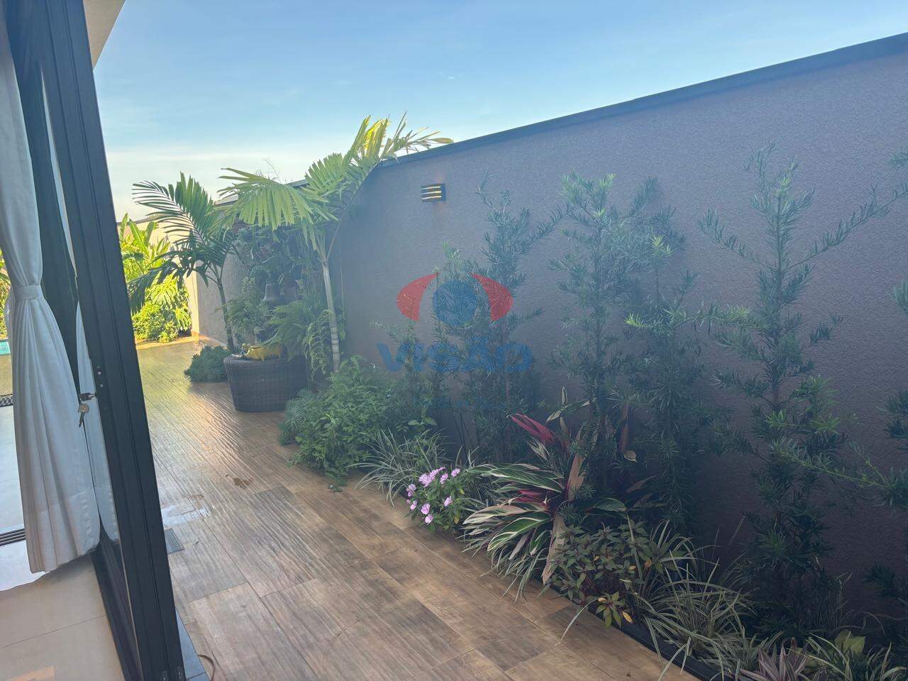 Casa em condomínio à venda no Jardim Villa Sapezal:
