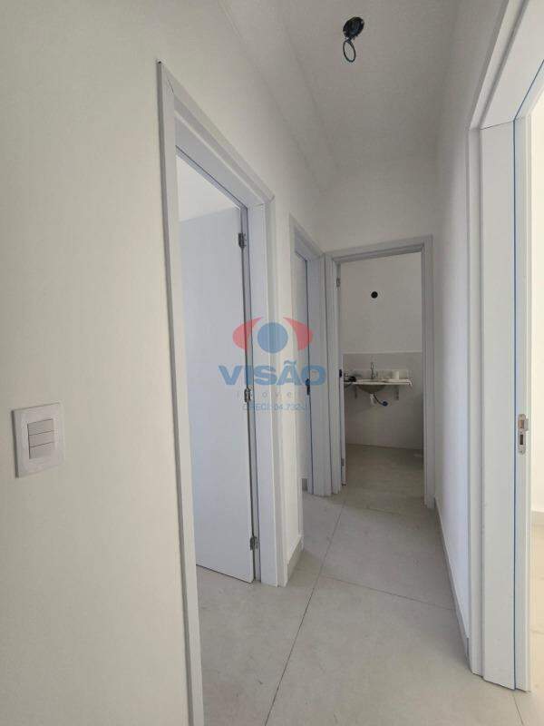 Apartamento à venda no Jardim Santiago: 