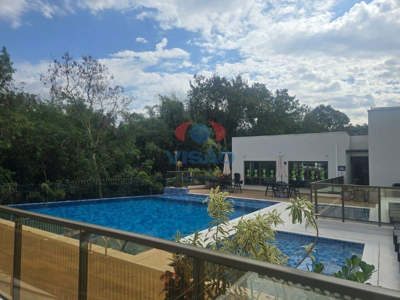 Apartamento à venda no Jardim Santiago: 