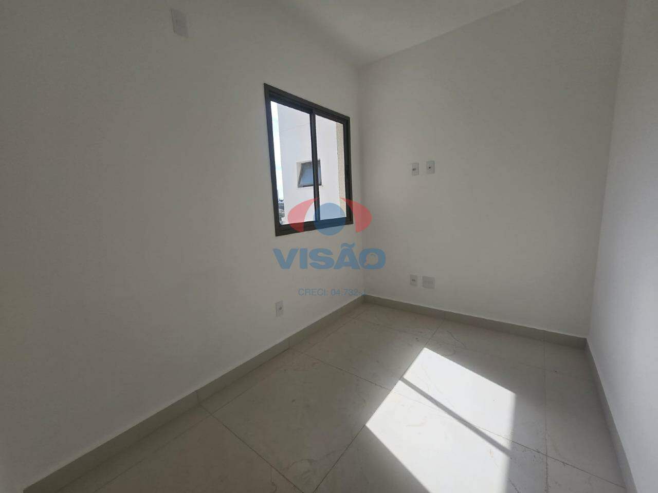 Apartamento à venda no Jardim Santiago: 