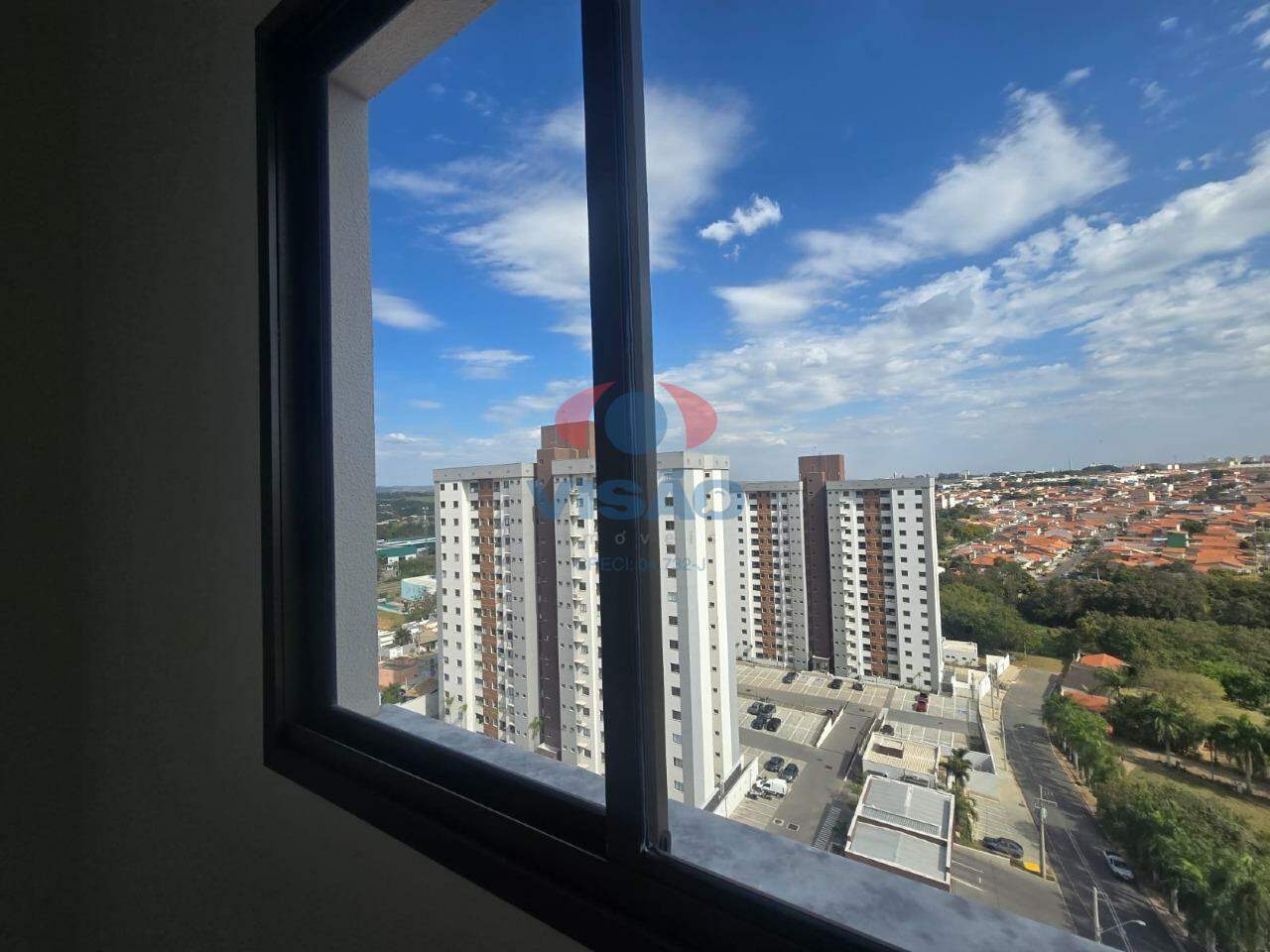 Apartamento à venda no Jardim Santiago: 