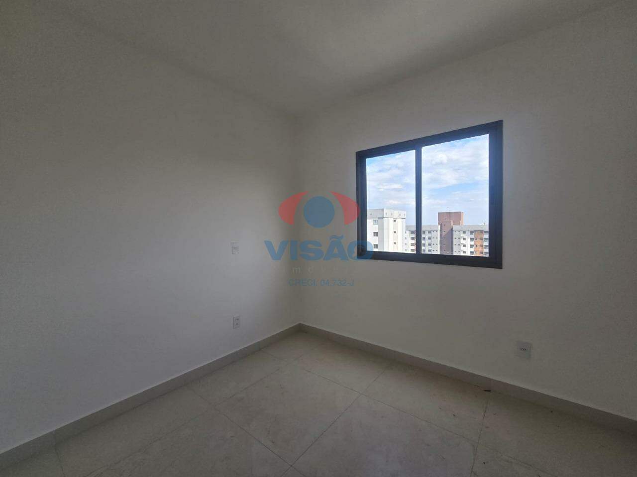 Apartamento à venda no Jardim Santiago: 