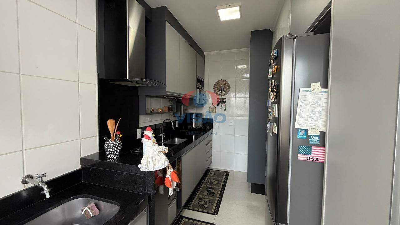 Apartamento à venda no Jardim Santiago: 