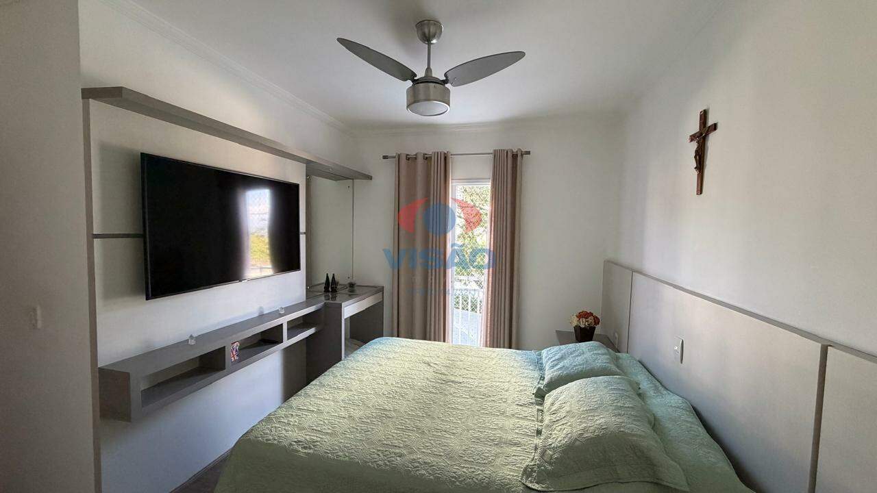 Apartamento à venda no Jardim Santiago: 