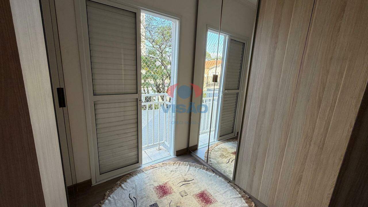 Apartamento à venda no Jardim Santiago: 
