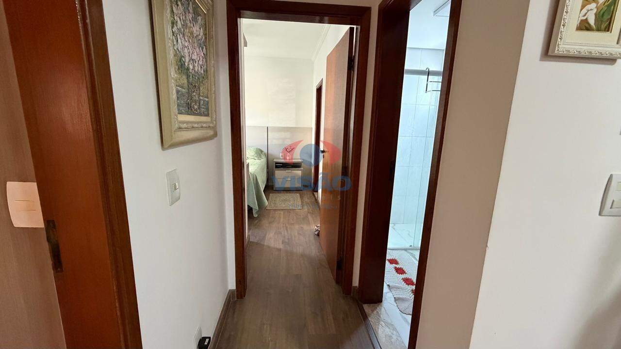 Apartamento à venda no Jardim Santiago: 