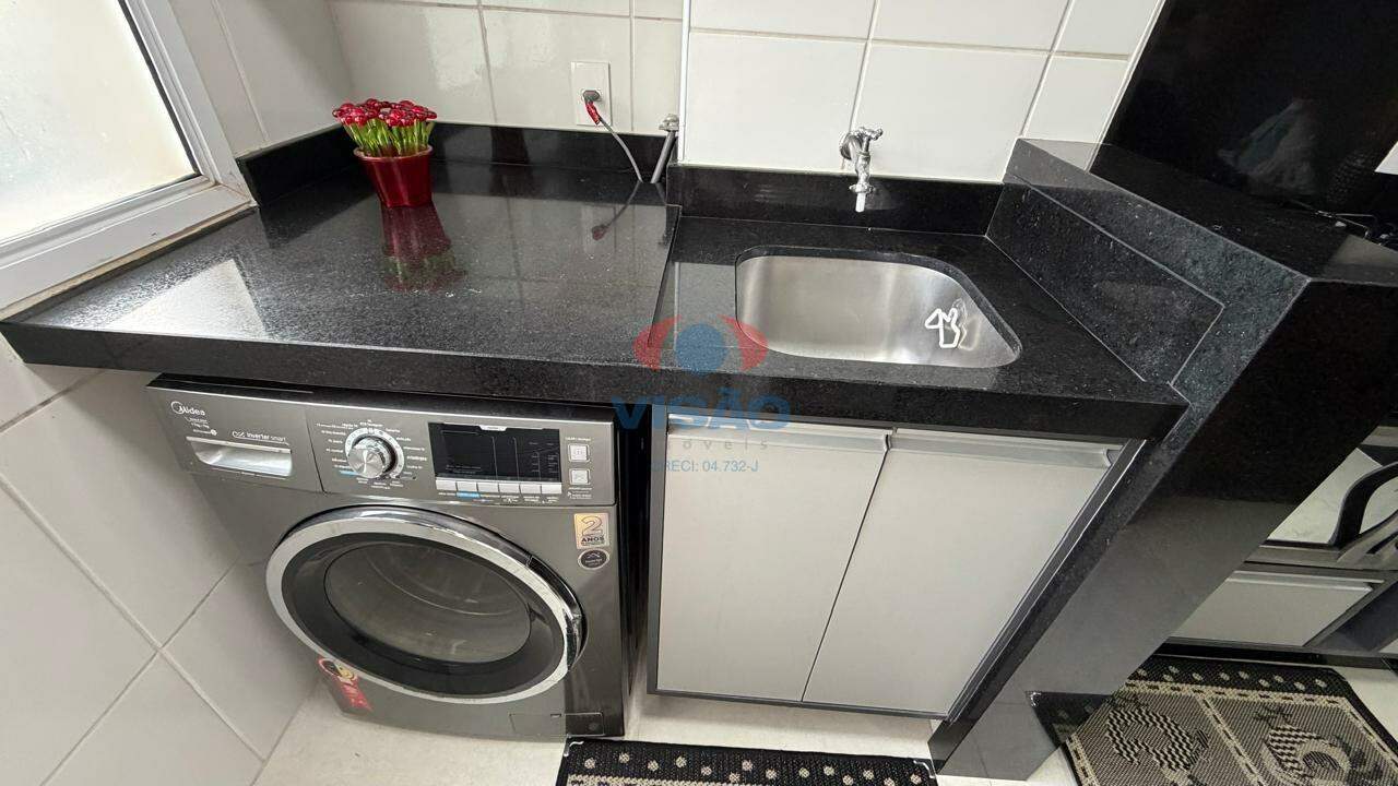 Apartamento à venda no Jardim Santiago: 