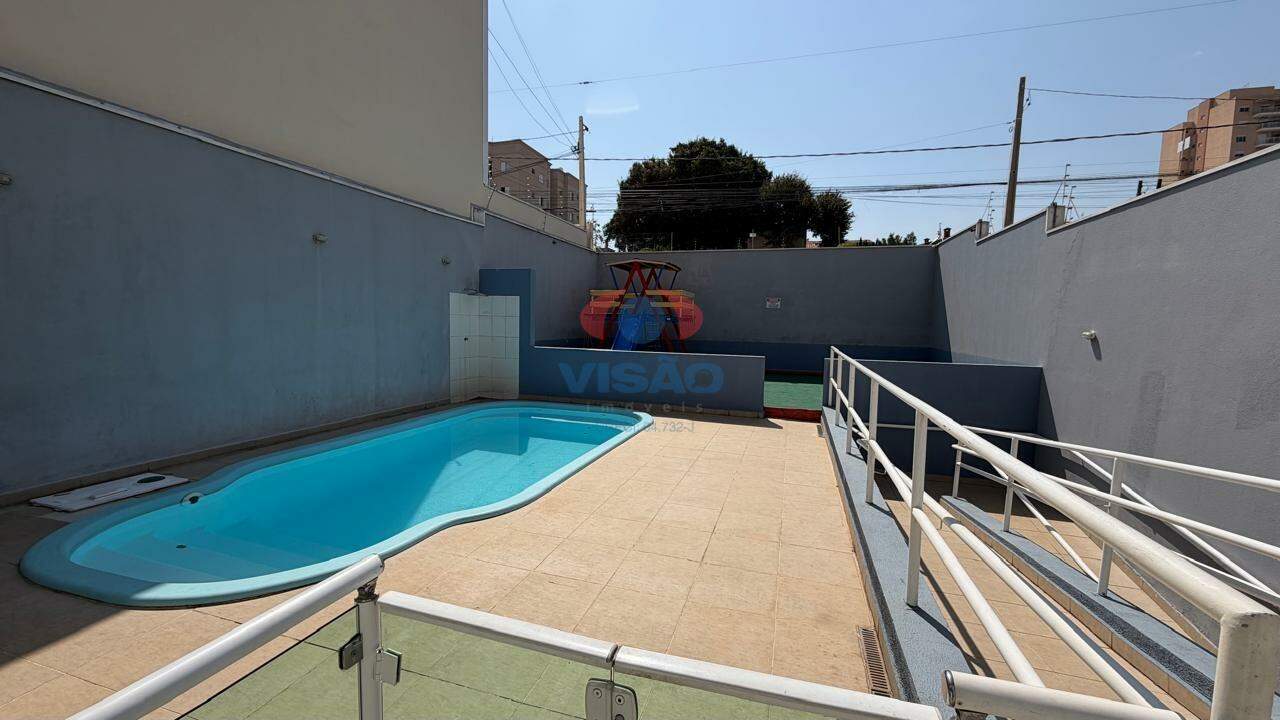Apartamento à venda no Jardim Santiago: 
