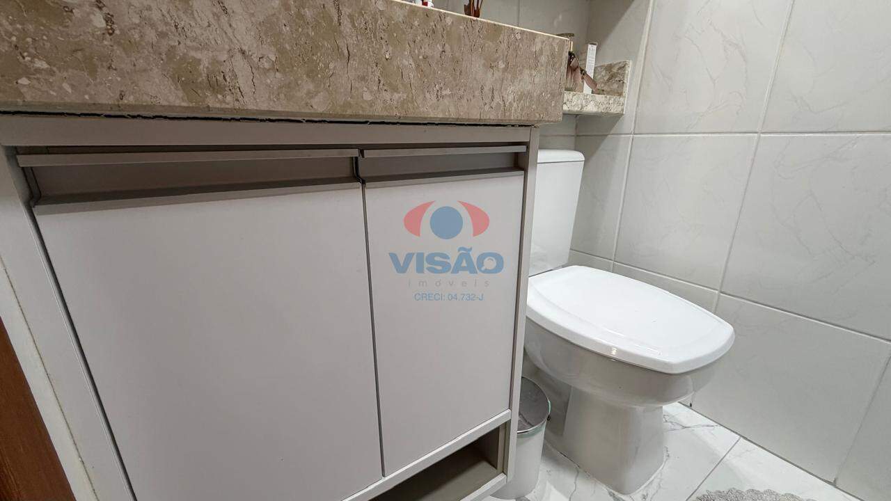Apartamento à venda no Jardim Santiago: 