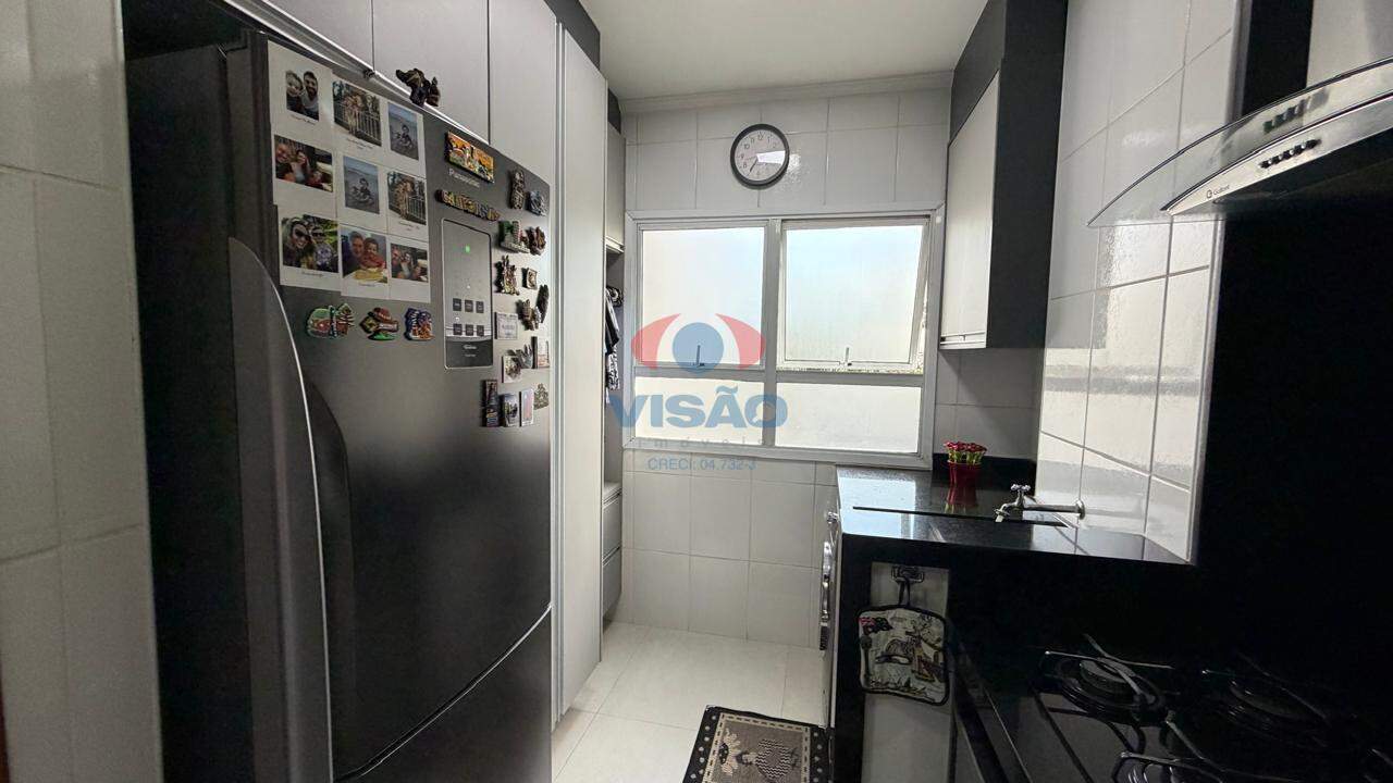 Apartamento à venda no Jardim Santiago: 